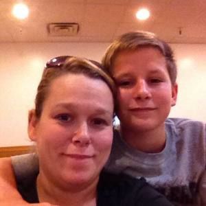 Meet your Posher, Shana